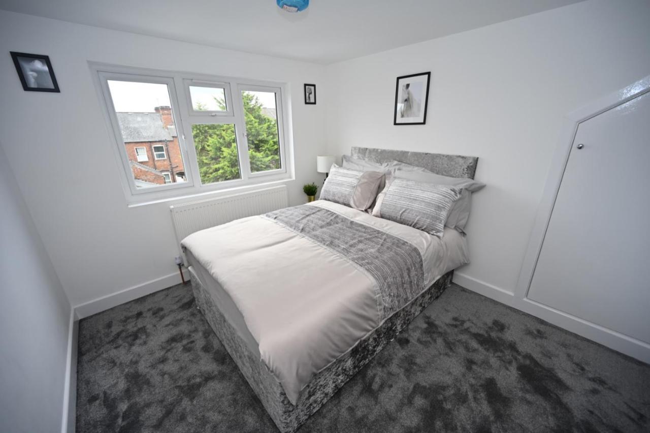 Kunda House Galton Bridge Hotel Birmingham Bagian luar foto